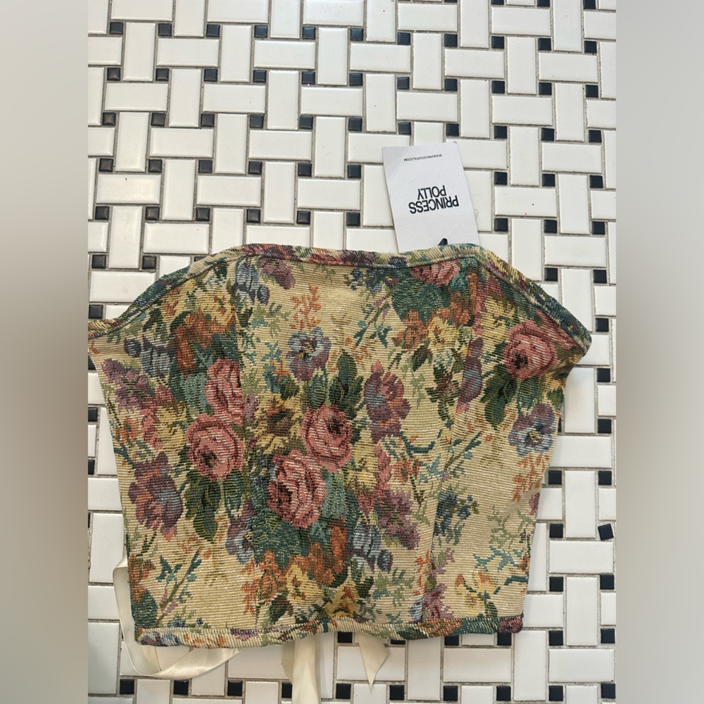 Princess Polly Floral Tapestry Crop Top - Picture 2 of 5